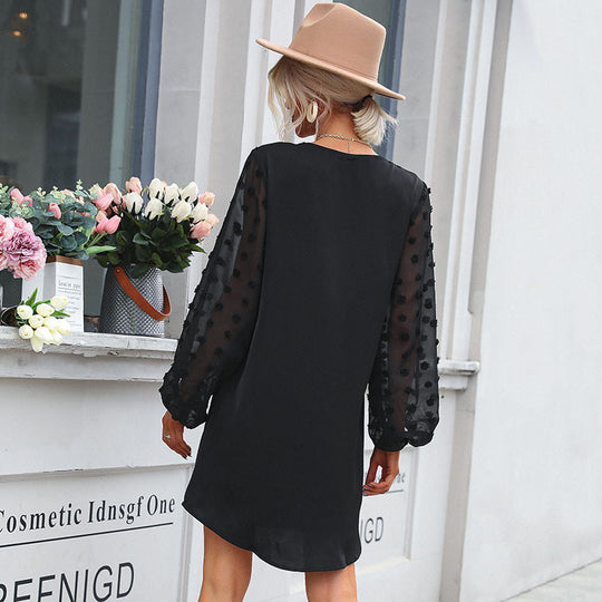 Damen Chiffon-Minikleid mit V-Ausschnitt, transparenten Punktärmeln und Kettengürtel Shop Nory