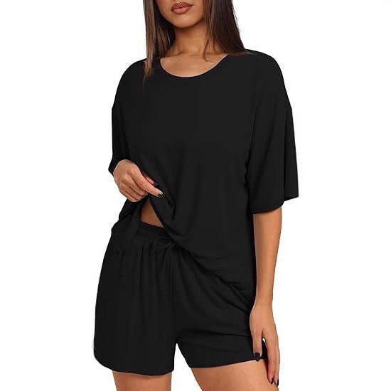 Damen Oversize T-Shirt mit lässigem Schnitt und seitlichen Schlitzen