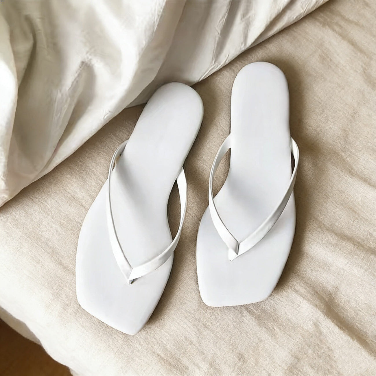 Damen Zehentrenner-Sandalen mit ergonomischem Fußbett und rutschfester Sohle 1777487412