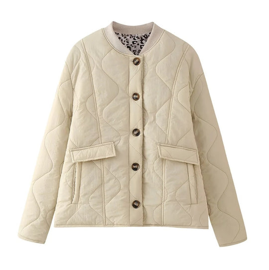 Damen Gepolsterte Steppjacke im Boxy‑Schnitt mit Rundhalsausschnitt und aufgesetzten Taschen Shop Nory
