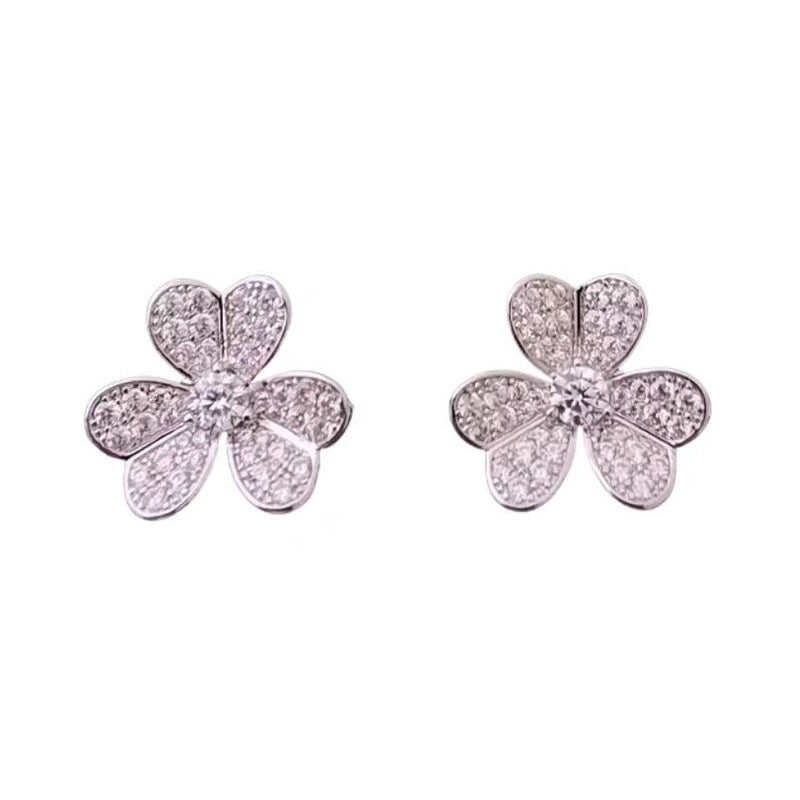 Damen Ohrringe mit floralem Design und funkelnden Kristallen Shop Nory