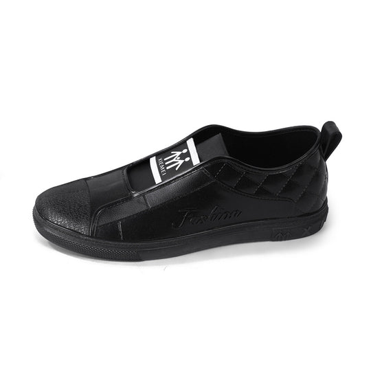 Damen Lässige Slip-On Sneaker in Lederoptik mit gesteppter Fersenpartie und kontrastierter Gummisohle Shop Nory