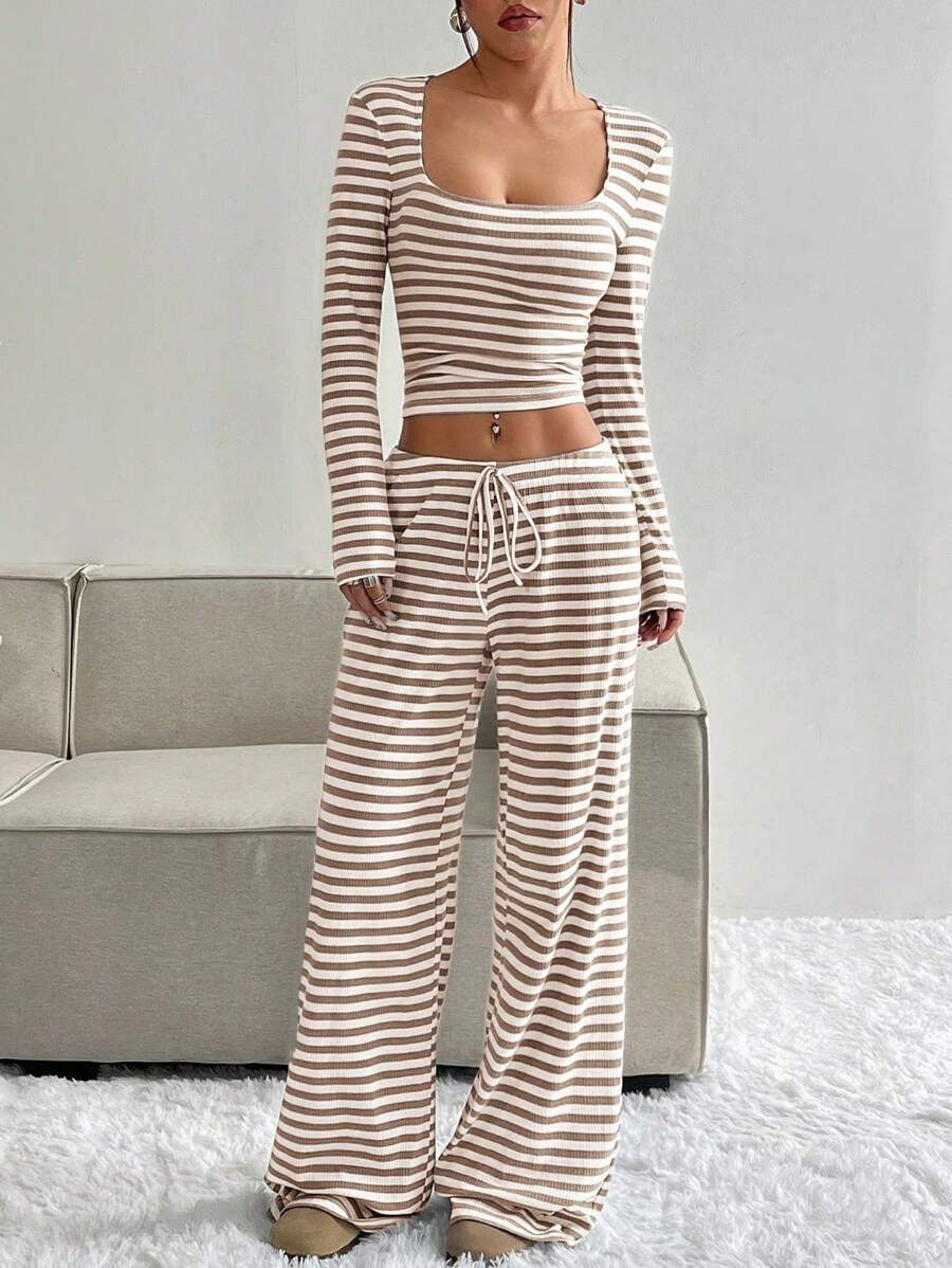Damen Gestreifter Lounge-Zweiteiler mit weitem Bein und Cropped Langarmtop Shop Nory