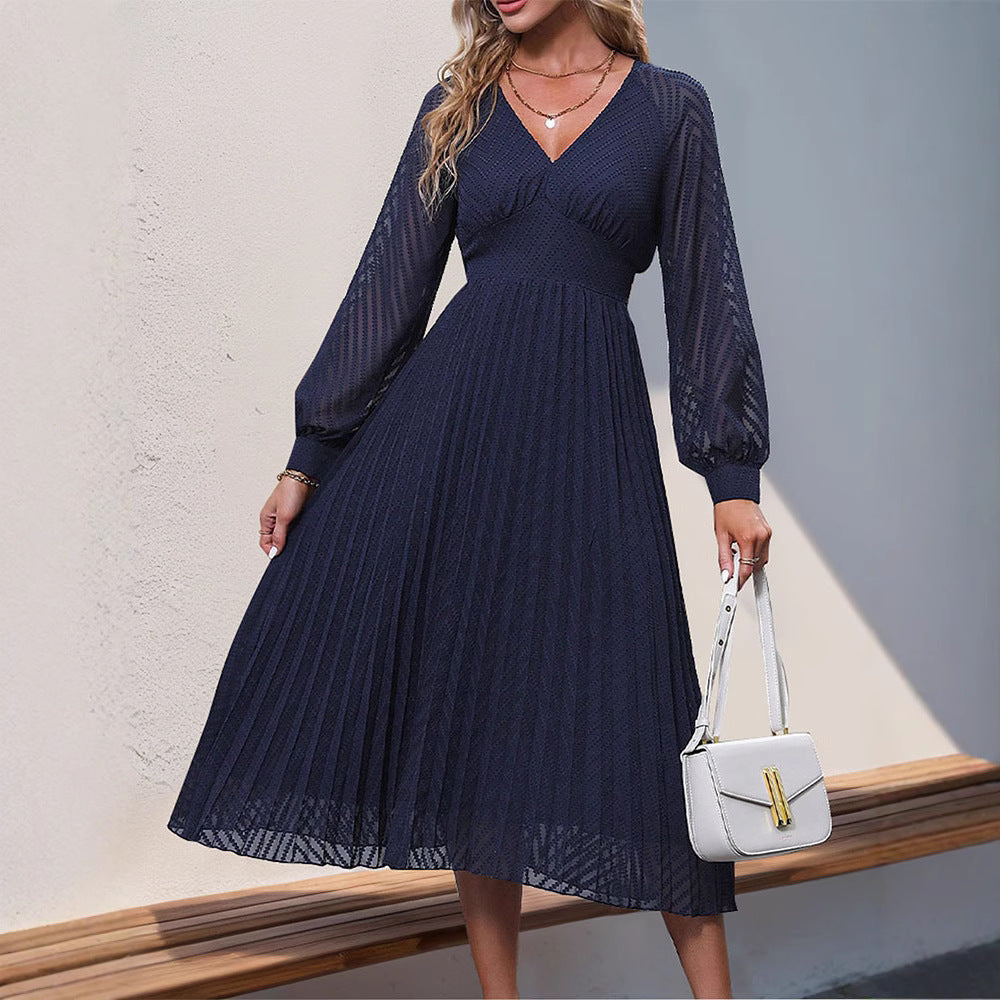 Damen Plissiertes Midikleid mit V-Ausschnitt, taillierter Passform & transparenten Ballonärmeln Shop Nory