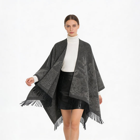 Damen V‑Ausschnitt Cape‑Poncho mit floralem Jacquard und Fransensaum Shop Nory