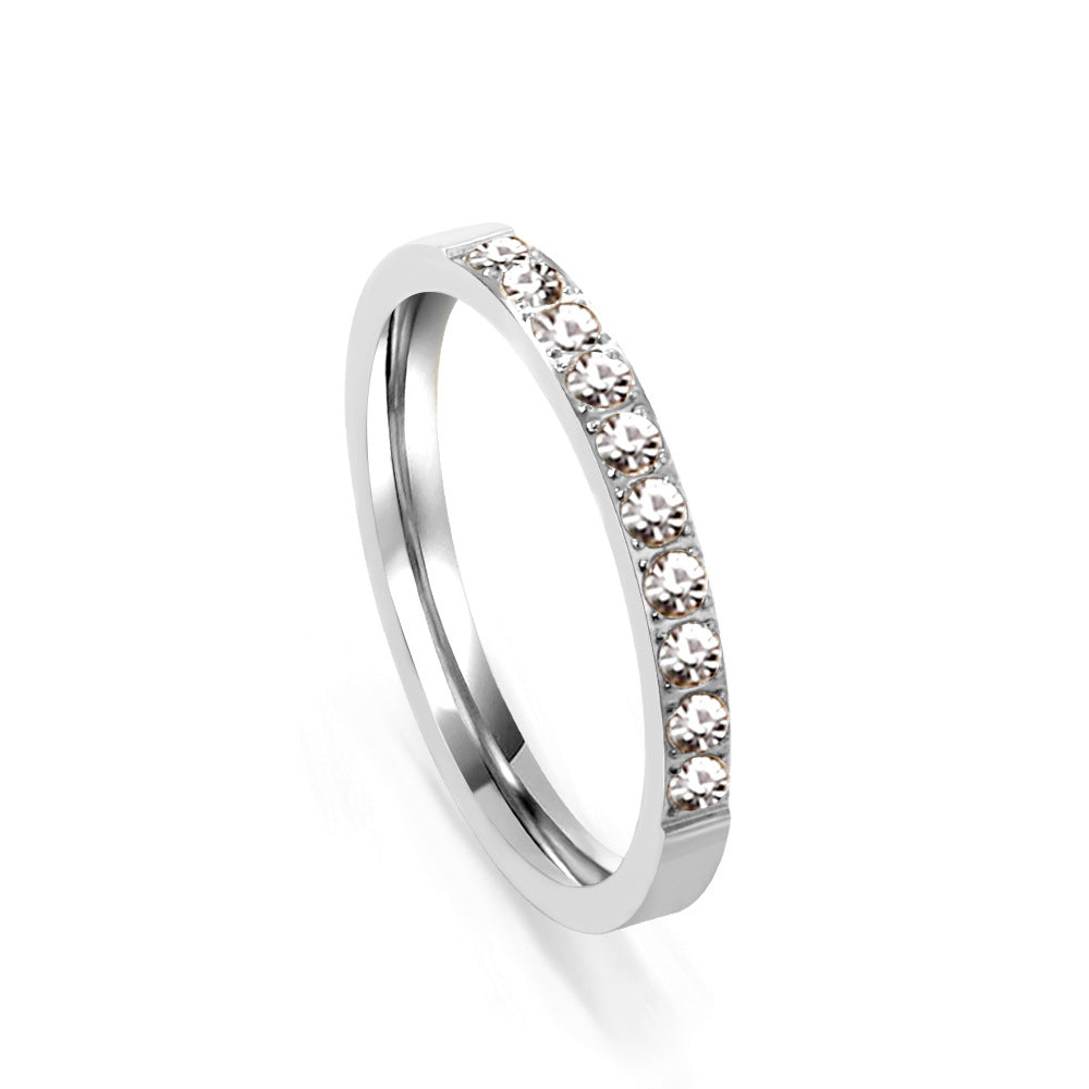 Damen Ring mit funkelnden Zirkonia und goldfarbener Beschichtung Shop Nory
