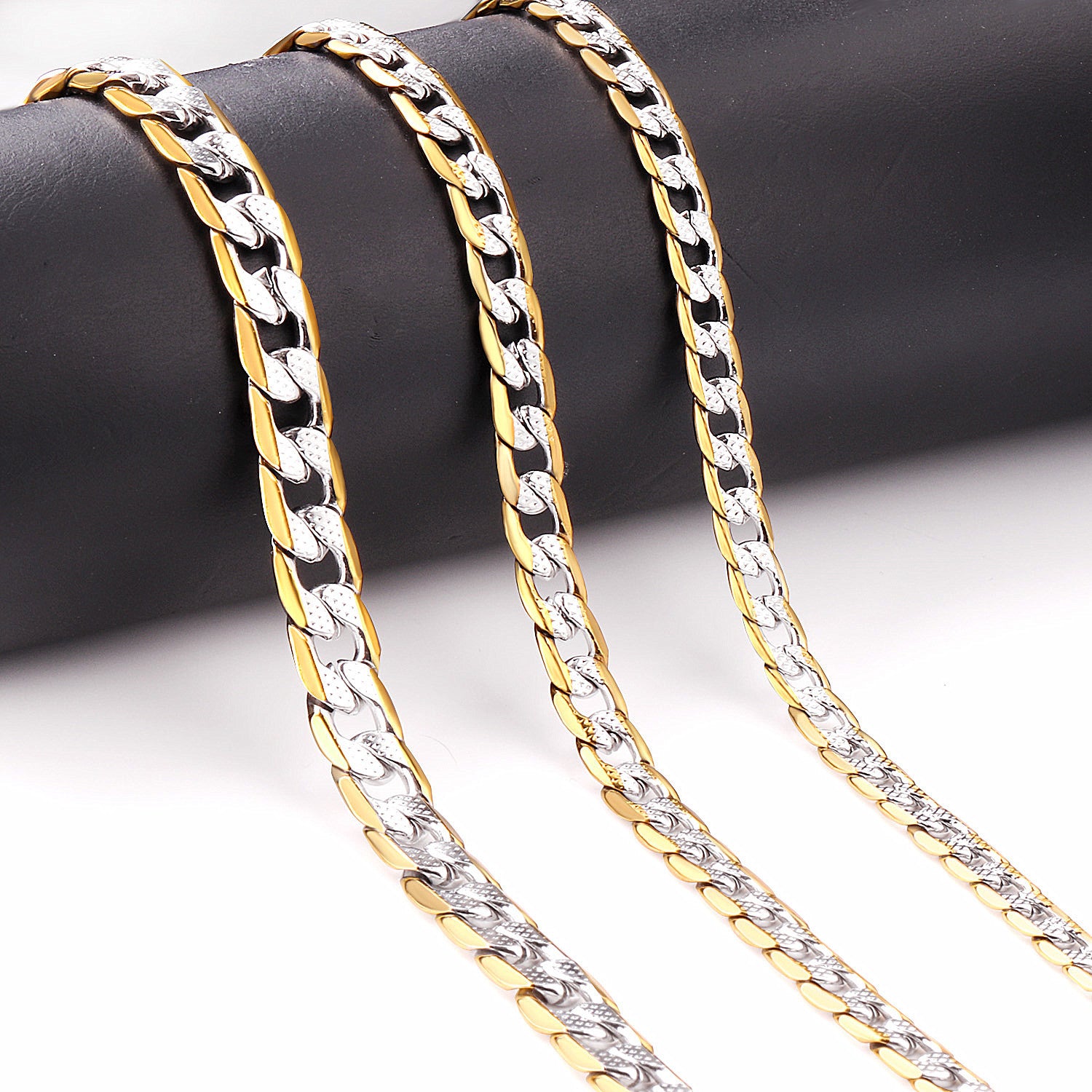 Damen Edelstahl-Halskette mit luxuriösen goldplattierten Kettengliedern Shop Nory