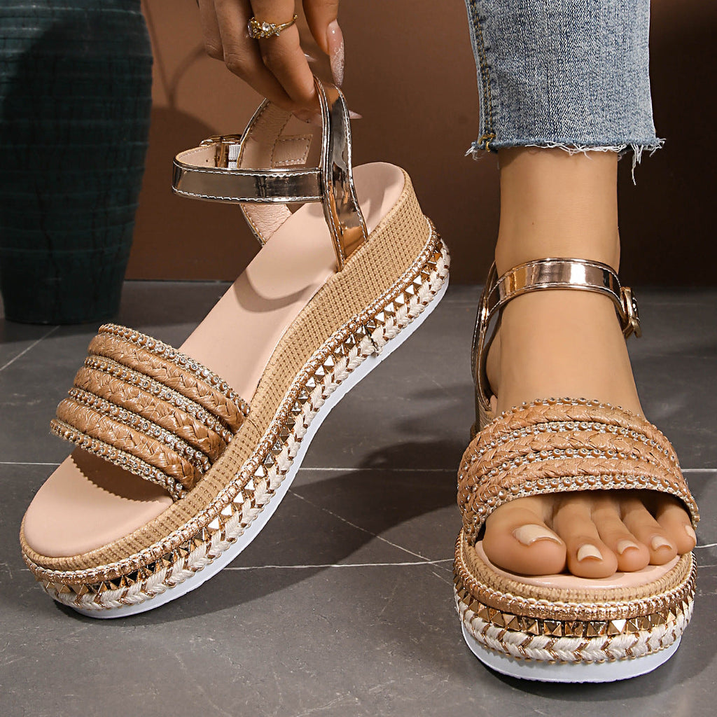 Damen Wedge-Sandaletten mit verstellbarem Riemendesign und dekorativem Akzent