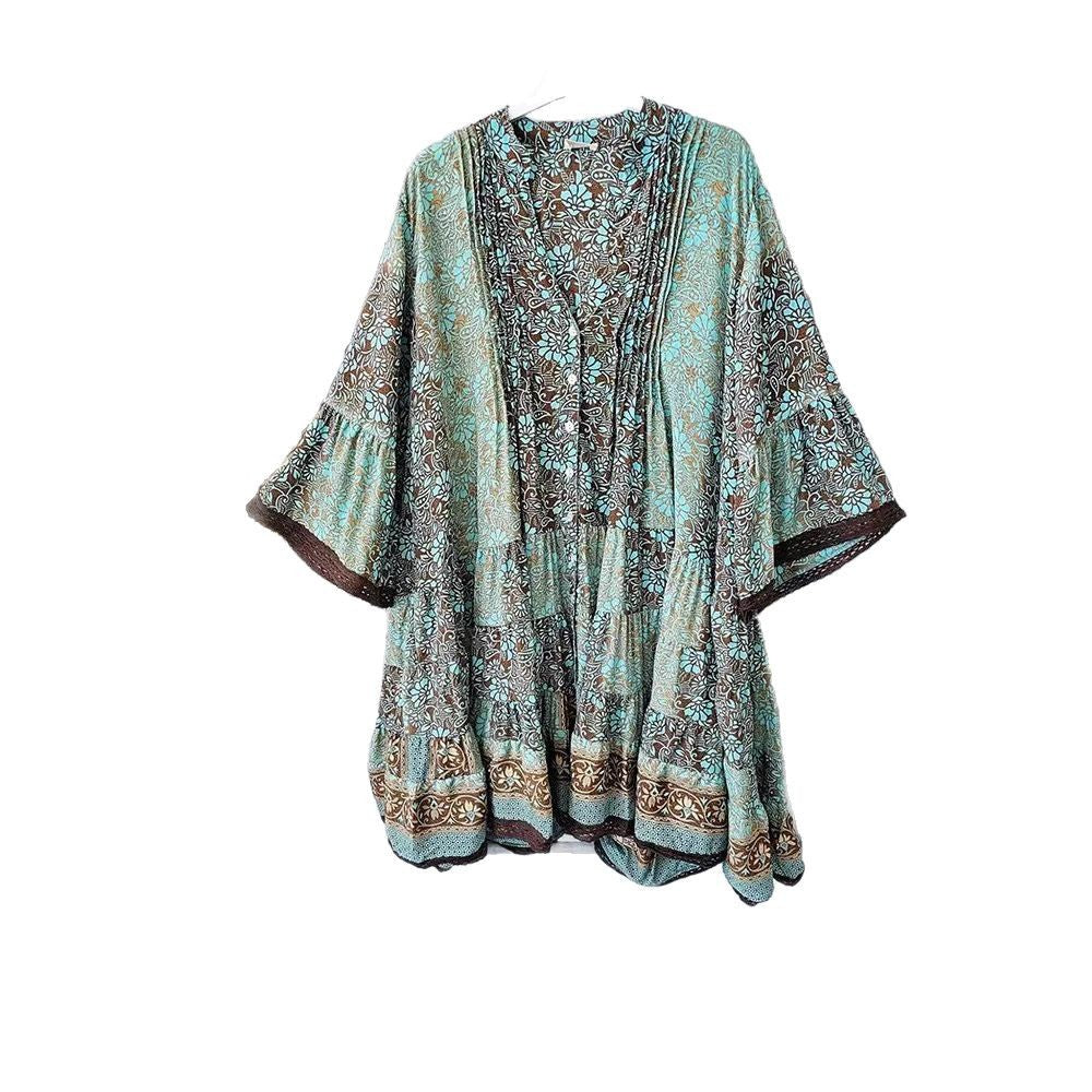 Damen nan luftiges Boho-Stufenkleid mit V-Ausschnitt weiten Fledermausärmeln und Spitzenbordüre Shopnory