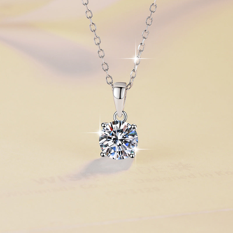 Damen Halskette mit funkelndem Kristallanhänger und hochwertiger Silberkette Shop Nory