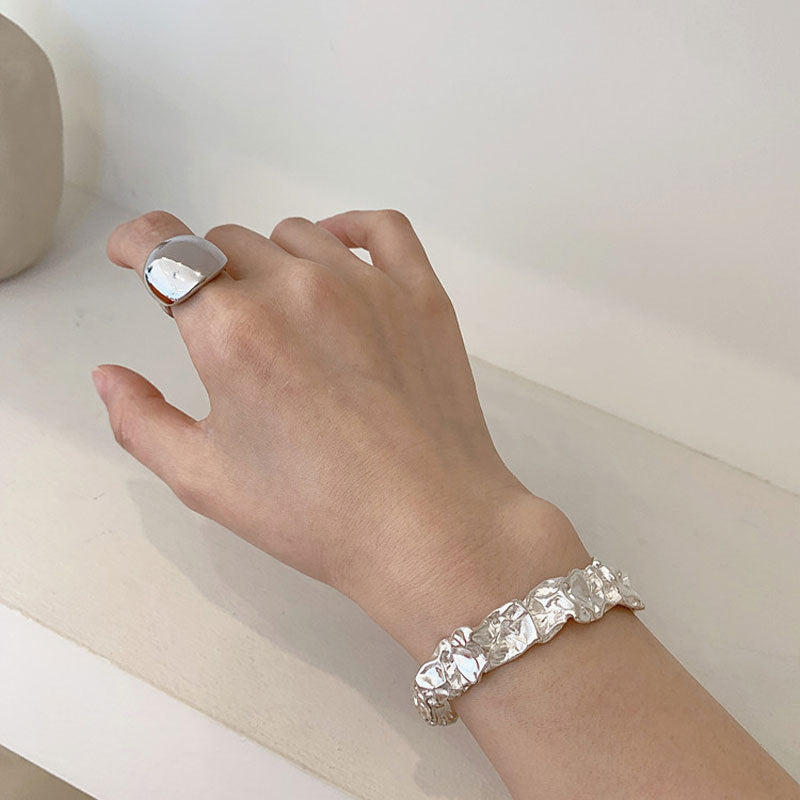Damenarmband im einzigartigen, organischen Design Shop Nory