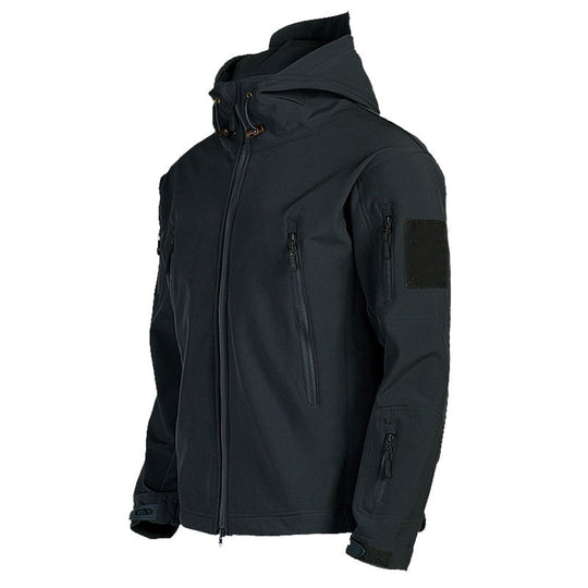 Herren taktische Softshell‑Fieldjacke mit Kapuze, Multifunktionstaschen und Klettpatchfläche Shop Nory