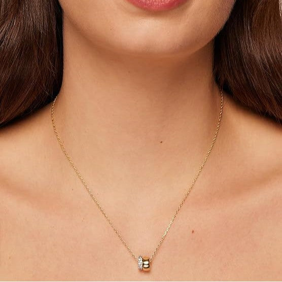 Damen Halskette mit doppeltem Anhänger aus hochwertigem Edelstahl und funkelnden Details Shop Nory