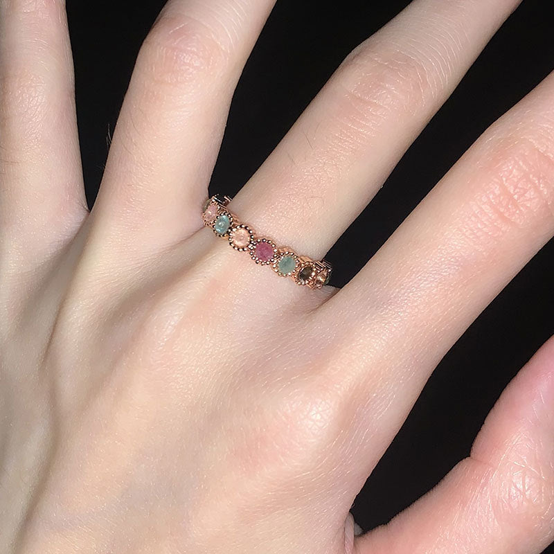 Damen Zierlicher Ring mit bunten Edelstein-Akzenten Shop Nory