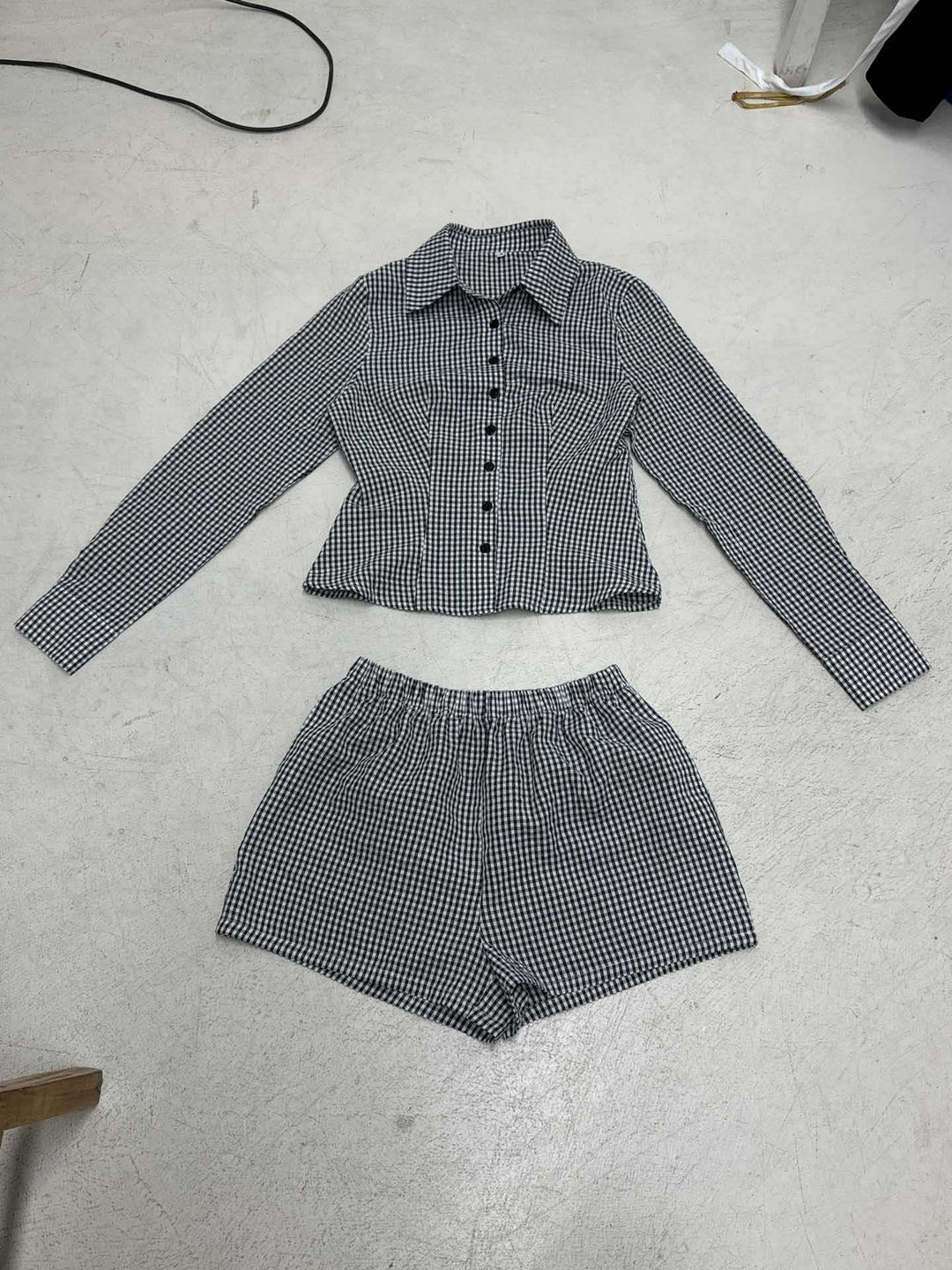 Damen nan zweiteiliges Vichy-Set aus taillierter Blusenjacke mit Wiener Nähten und Highwaist-Shorts Shop Nory