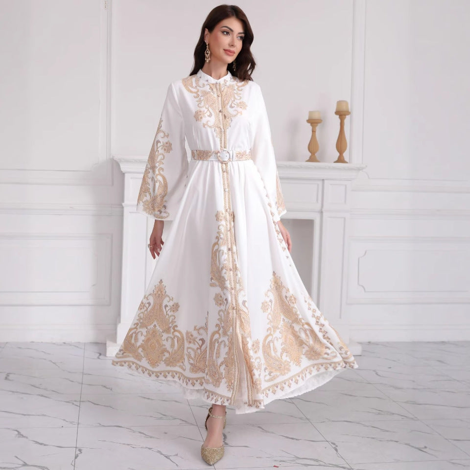 Damen Besticktes Maxikleid mit Stehkragen, Taillengürtel und Orientalischem Paisley-Motiv Shop Nory