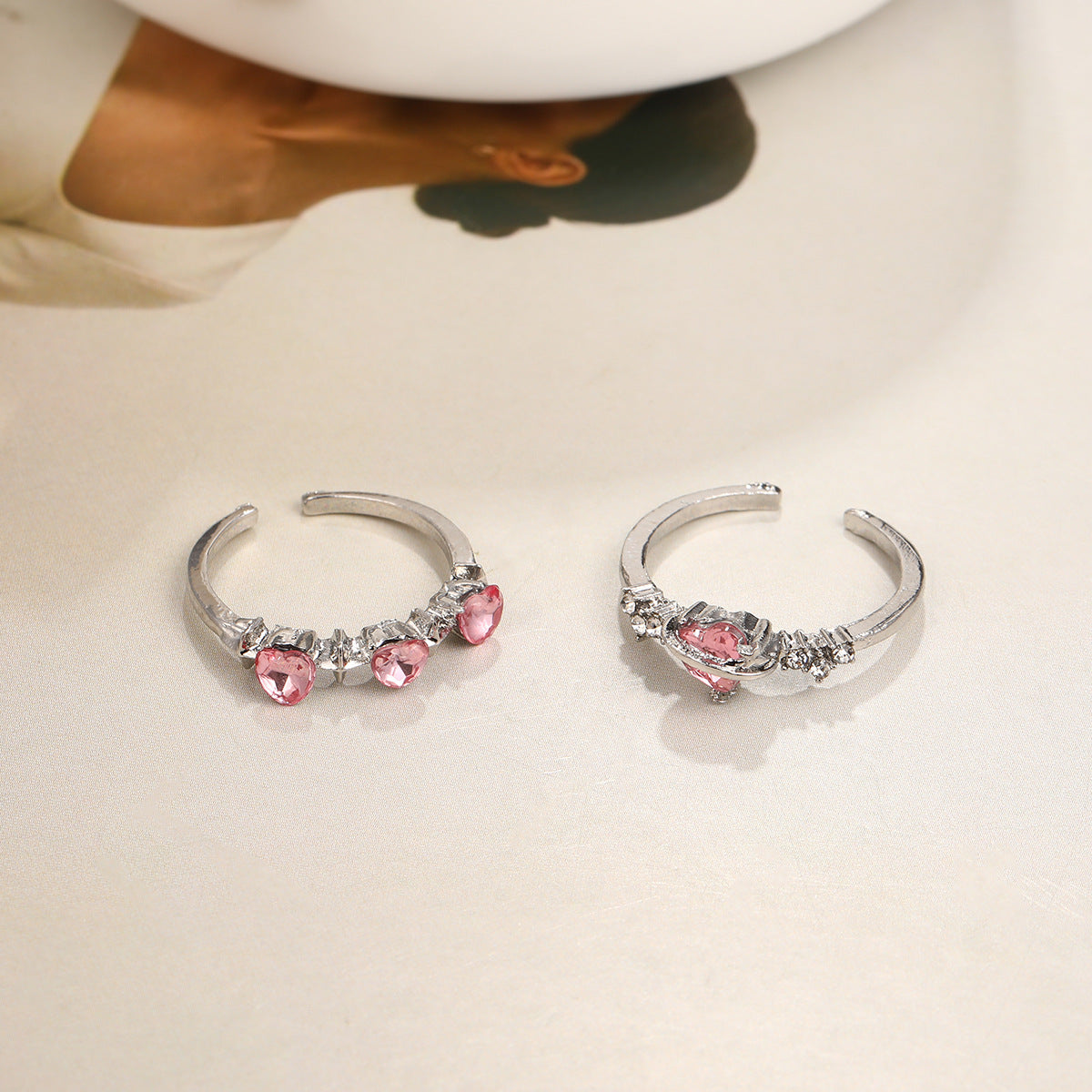 Damen Ring-Set mit funkelnden Zirkonia und filigranem Design Shop Nory