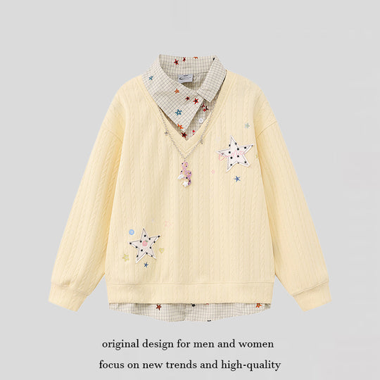 Damen Lagen-Look Strickpullover mit angenähter Hemdblende, Sternapplikationen und Ketten‑Charm Shop Nory