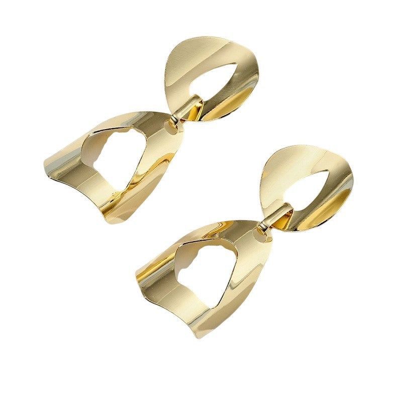 Damen Hängende Ohrstuds im modernen, skulpturalen Design Shop Nory