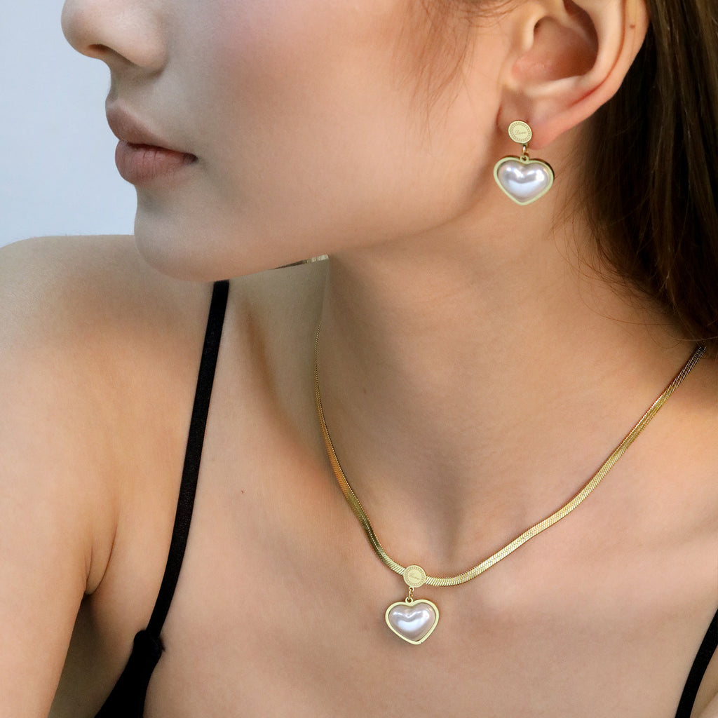 Damen Schmuckset mit Herz-Anhängern und perlverzierten Details Shop Nory