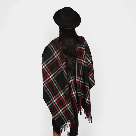 Damen Oversize-Karo-Capeponcho aus Wollmix mit V-Ausschnitt und Fransensaum Shop Nory