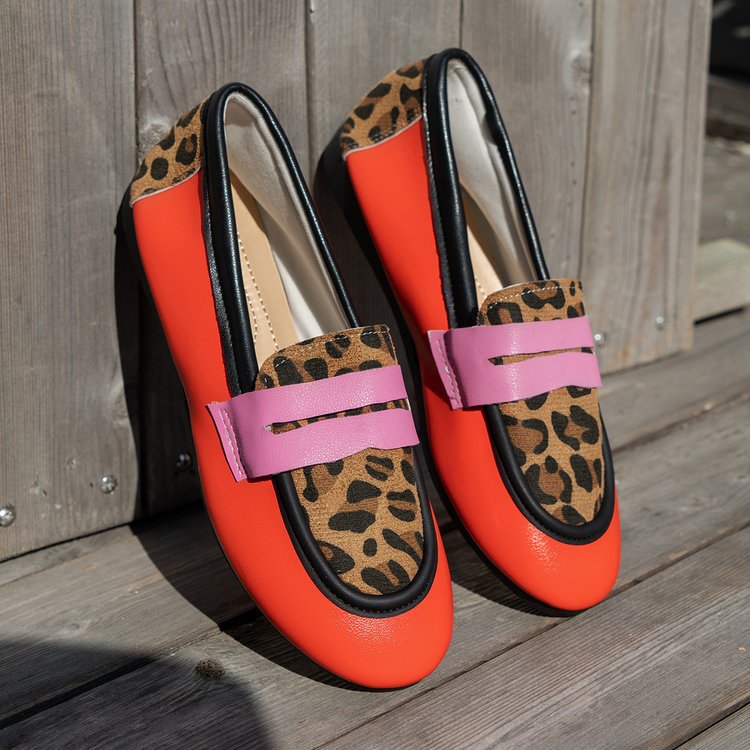Damen modische Loafers mit Animal-Print und bunten Akzenten Shopnory