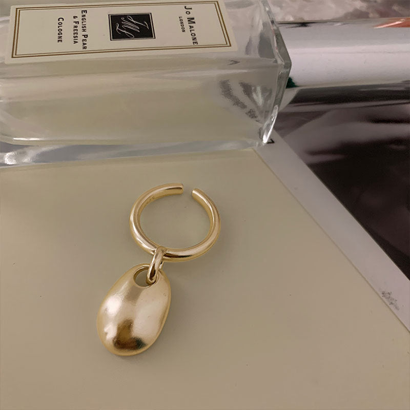 Damen modischer Ring mit einzigartigem Anhänger Shop Nory