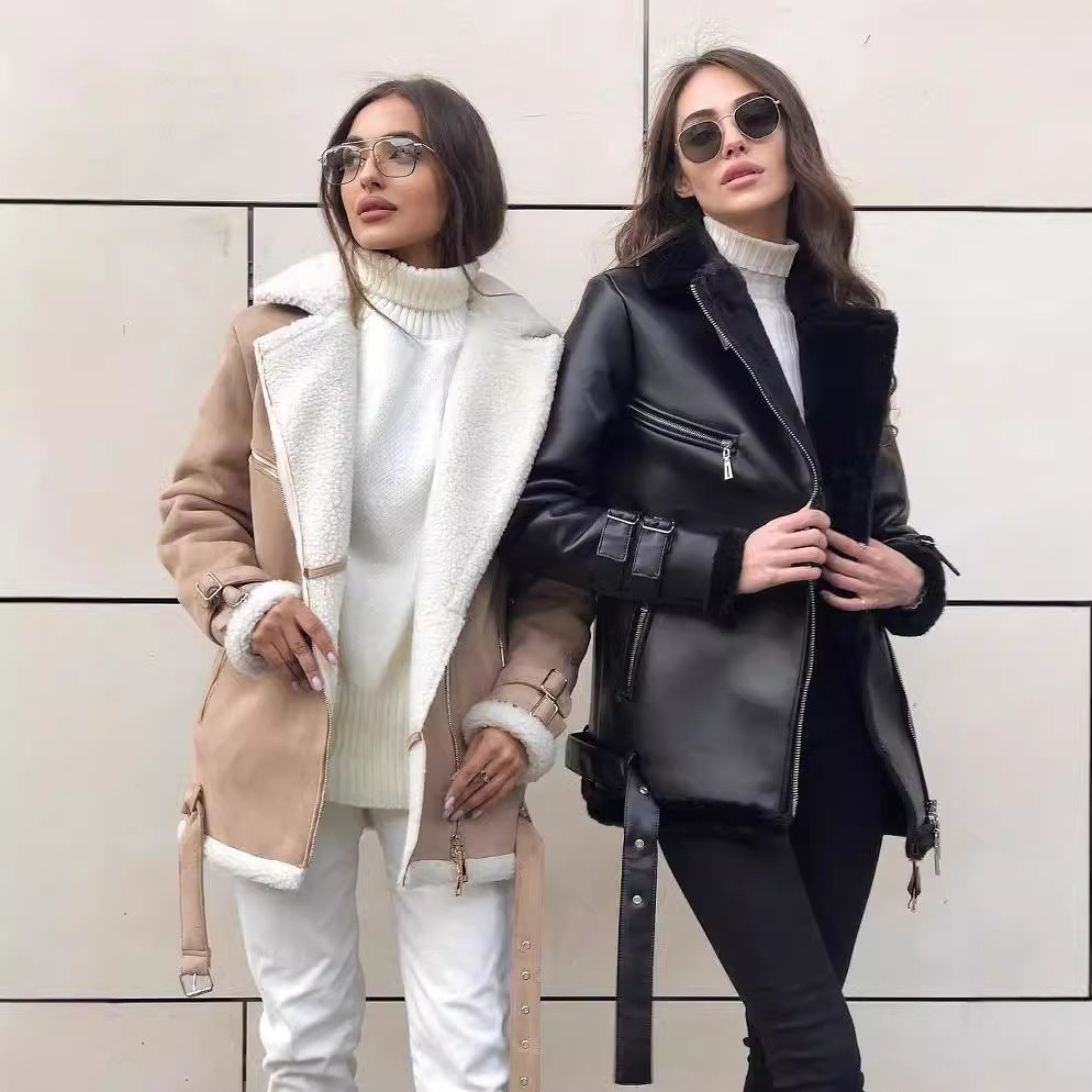 Damen Oversized Kunstleder-Fliegerjacke mit Teddyfell-Futter und Schnallen Shop Nory