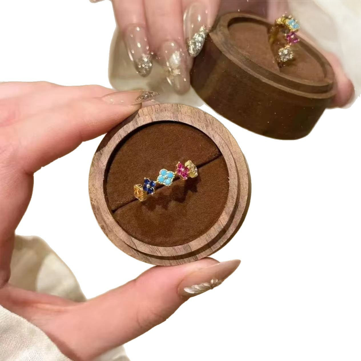 Damenring mit buntem Blumen-Design und funkelnden Steinen Shop Nory