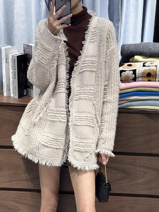 Damen Oversize Strickcardigan mit strukturierter Karomuster‑Optik, Fransen und Eingrifftaschen Shop Nory
