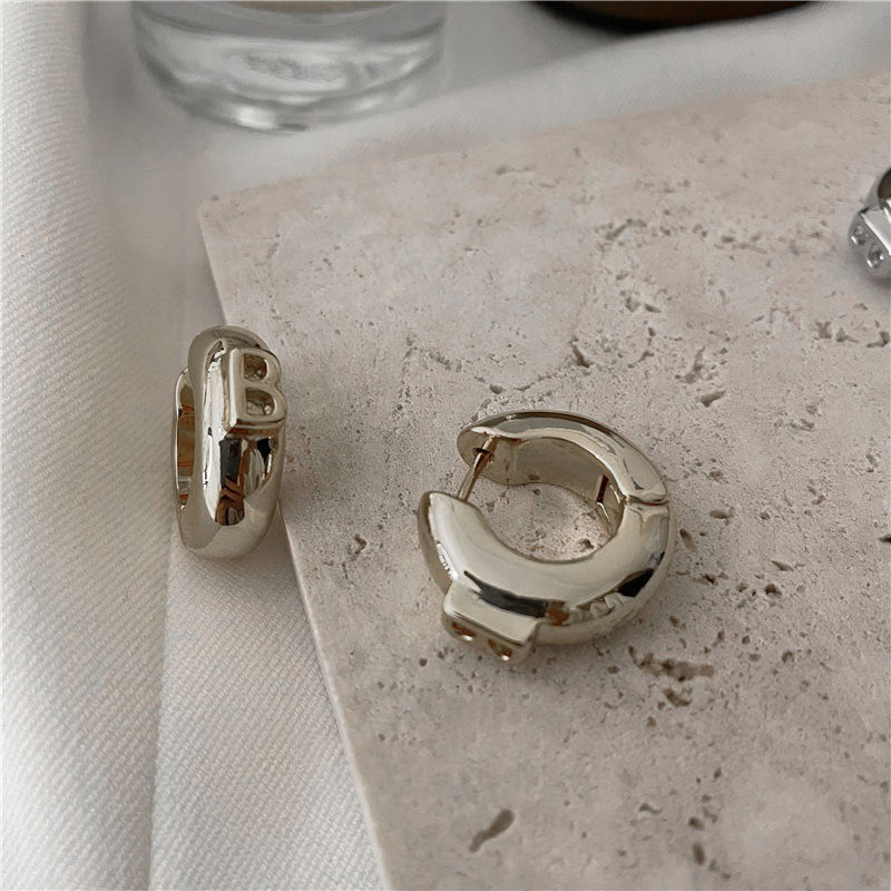 Damen Schicke und moderne Ohrstecker Shop Nory