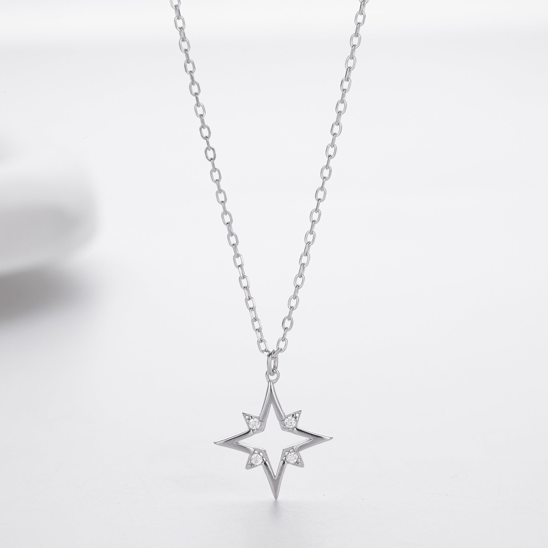 Damen Halskette mit funkelndem Sternenanhänger aus hochwertigem 925 Sterling Silber Shop Nory