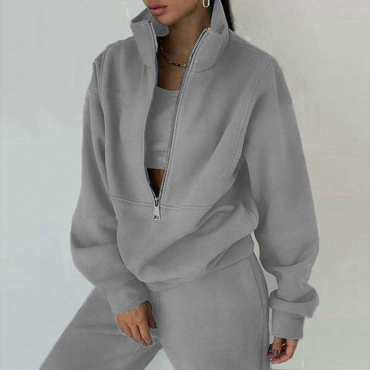 Jogginganzug Damen sportlich elegant mit Oversize-Hoodie und hohem Kragen