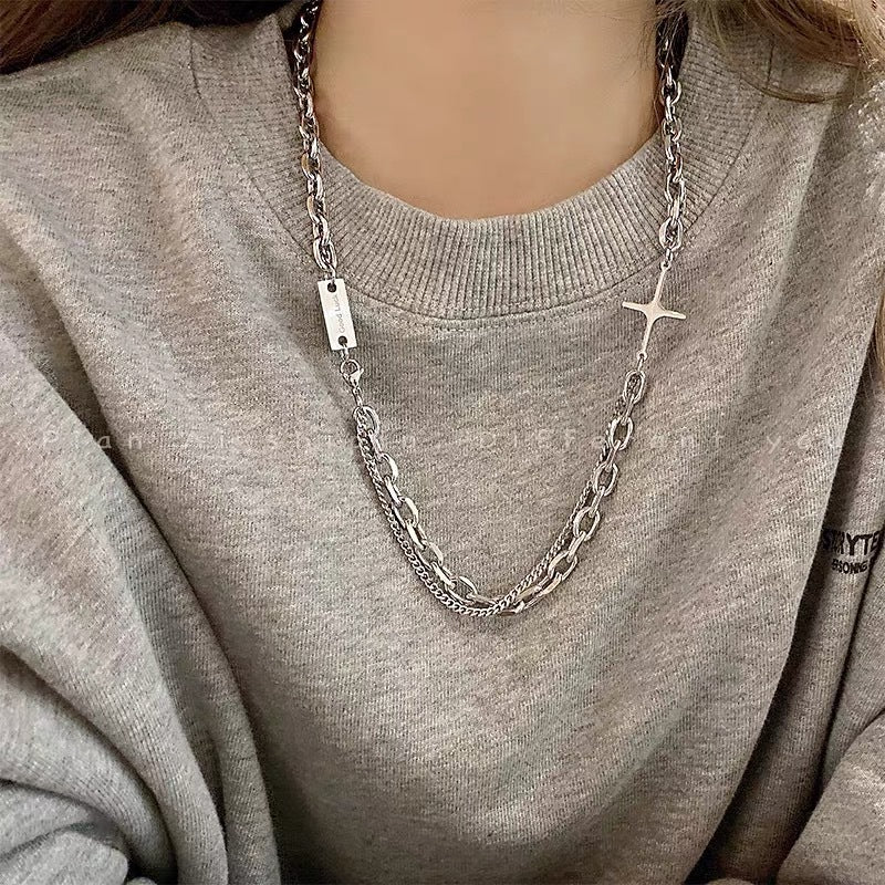 Damen Halskette mit modernem, mehrlagigem Design und funkelndem Sternanhänger Shop Nory