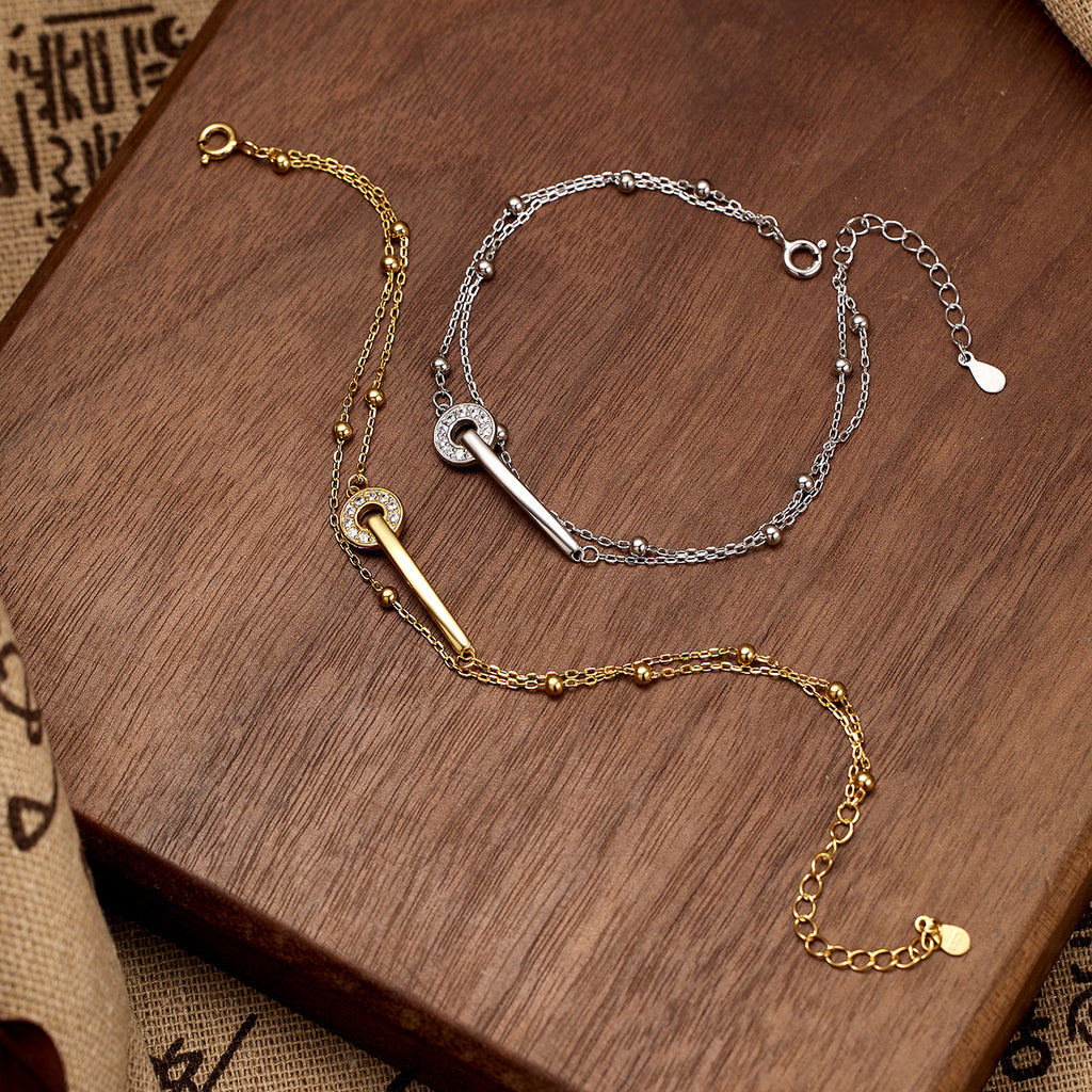 Damen Armband mit funkelndem Anhänger und stilvollem Kettendesign Shop Nory