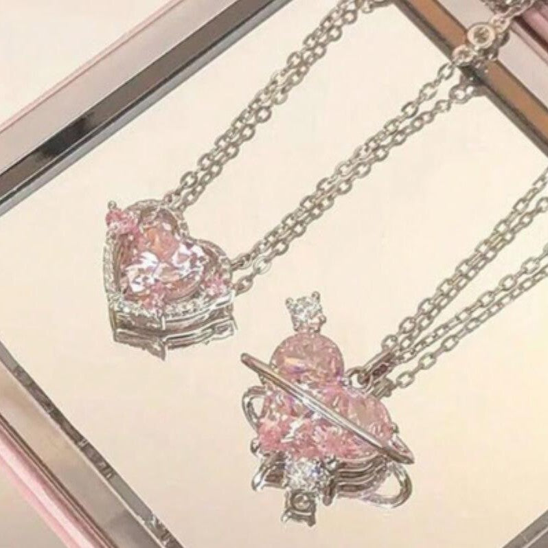 Damen Halskette mit herzförmigem Anhänger und funkelnden Zirkoniasteinen Shop Nory
