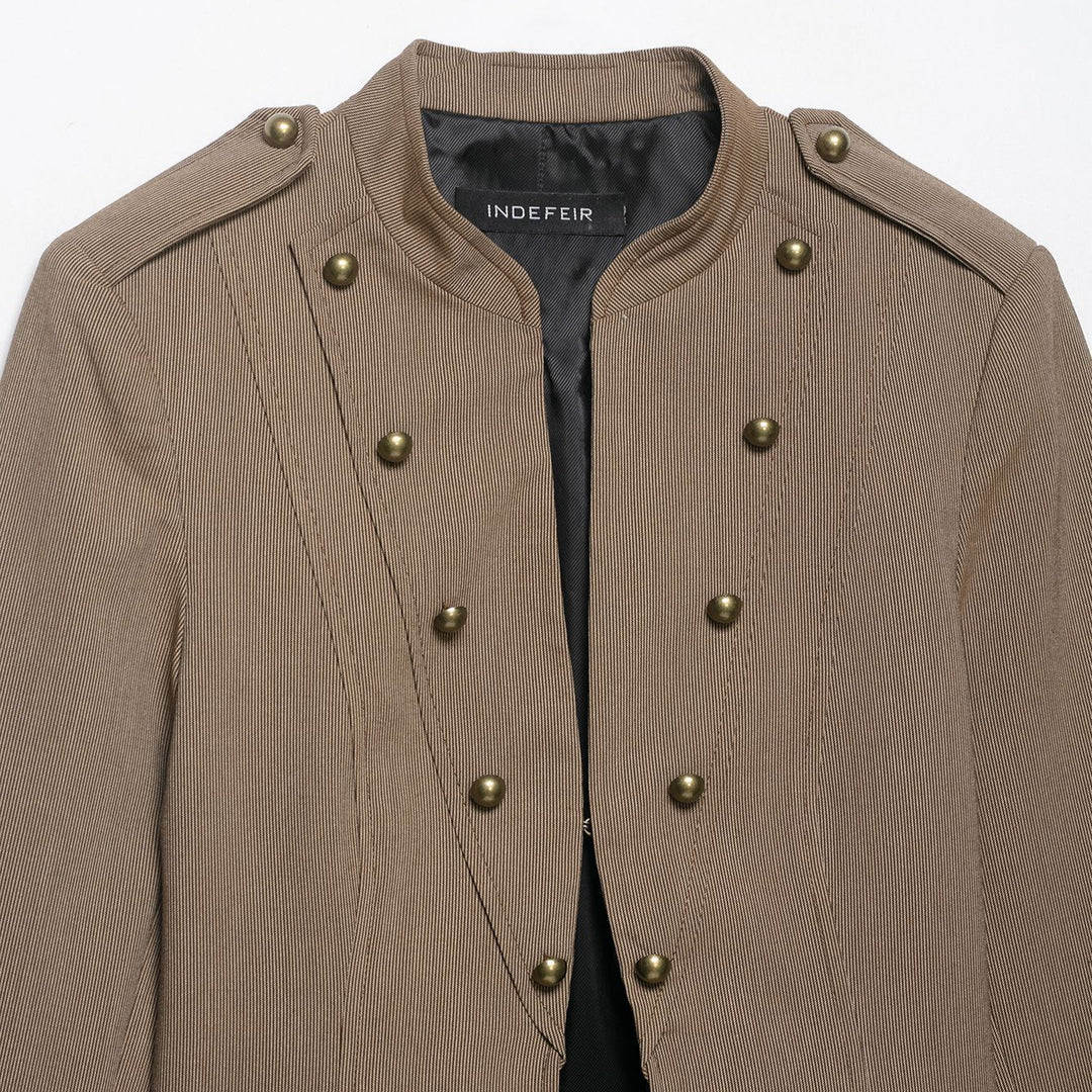 Damen Kurzblazer im Feldjackenstil mit Stehkragen, Zierknopf-Reihen und Schulterriegeln Shop Nory
