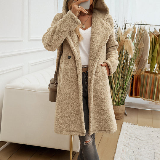 Damen nan kuscheliger Teddy‑Mantel mit Kapuze, doppelreihiger Knopfleiste und Eingrifftaschen Shop Nory
