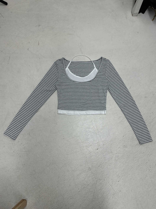Damen nan gerafftes Layering-Cropped-Top mit integriertem Bustier und feinem Streifenstrick Shop Nory