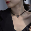 Damen Choker-Halskette mit eleganten Kristall-Akzenten Shop Nory