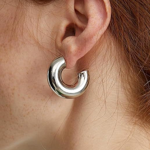 Damen Ohrhänger im modernen, geschwungenen Design Shop Nory