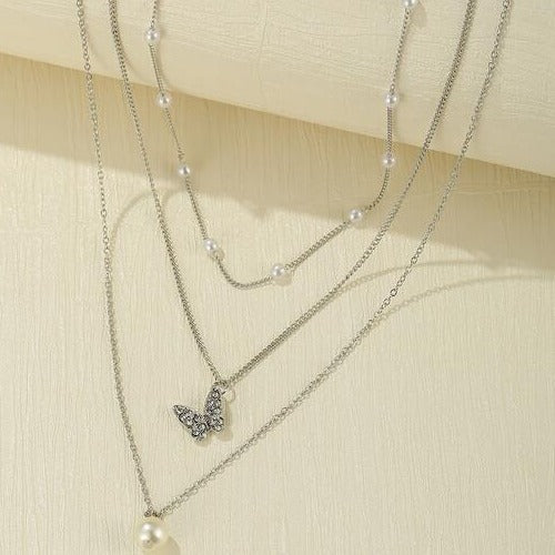 Damen mehrlagige Halskette mit eleganten Perlen und schimmernden Anhängern Shop Nory