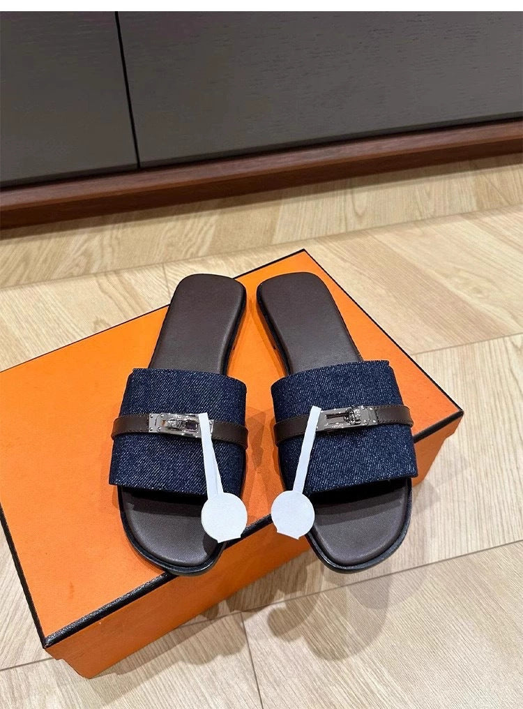 Damen Elegante Pantoletten mit dekorativen Riemen und komfortablem Fußbett