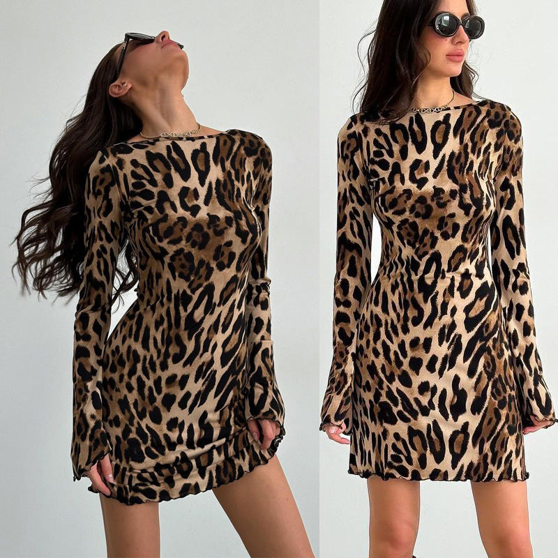 Damen Kleid mit offenem Rücken und attraktivem Leopardenmuster
