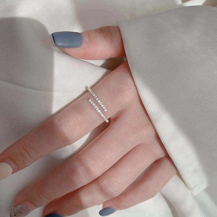 Damen filigraner Ring mit funkelndem Zirkonia-Akzent Shop Nory