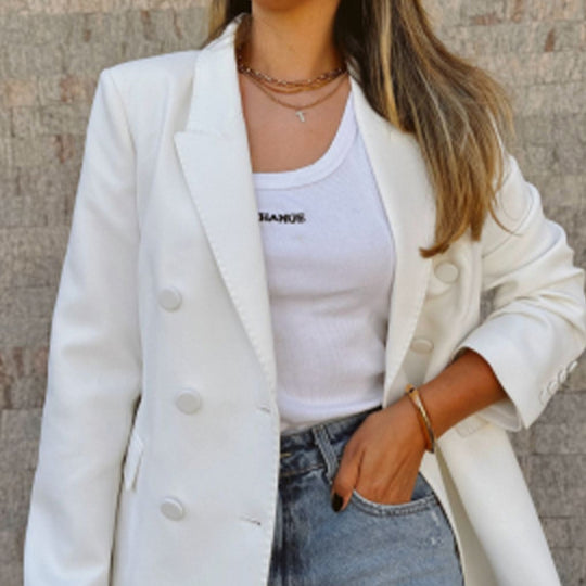 Damen Figurnaher Doppelreihiger Longblazer mit leichtem Schulterpolster und cleanem Revers Shop Nory