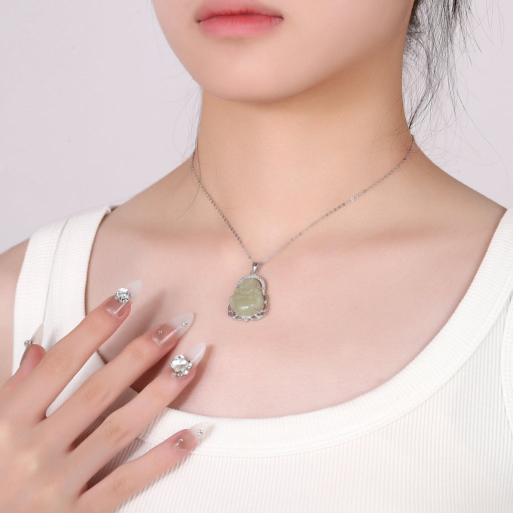 Damen Halskette mit Buddha-Anhänger und funkelnden Zirkonia Shop Nory