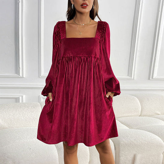 Damen Plissiertes Samt-Babydollkleid mit quadratischem Ausschnitt, Ballonärmeln und Eingrifftaschen Shop Nory