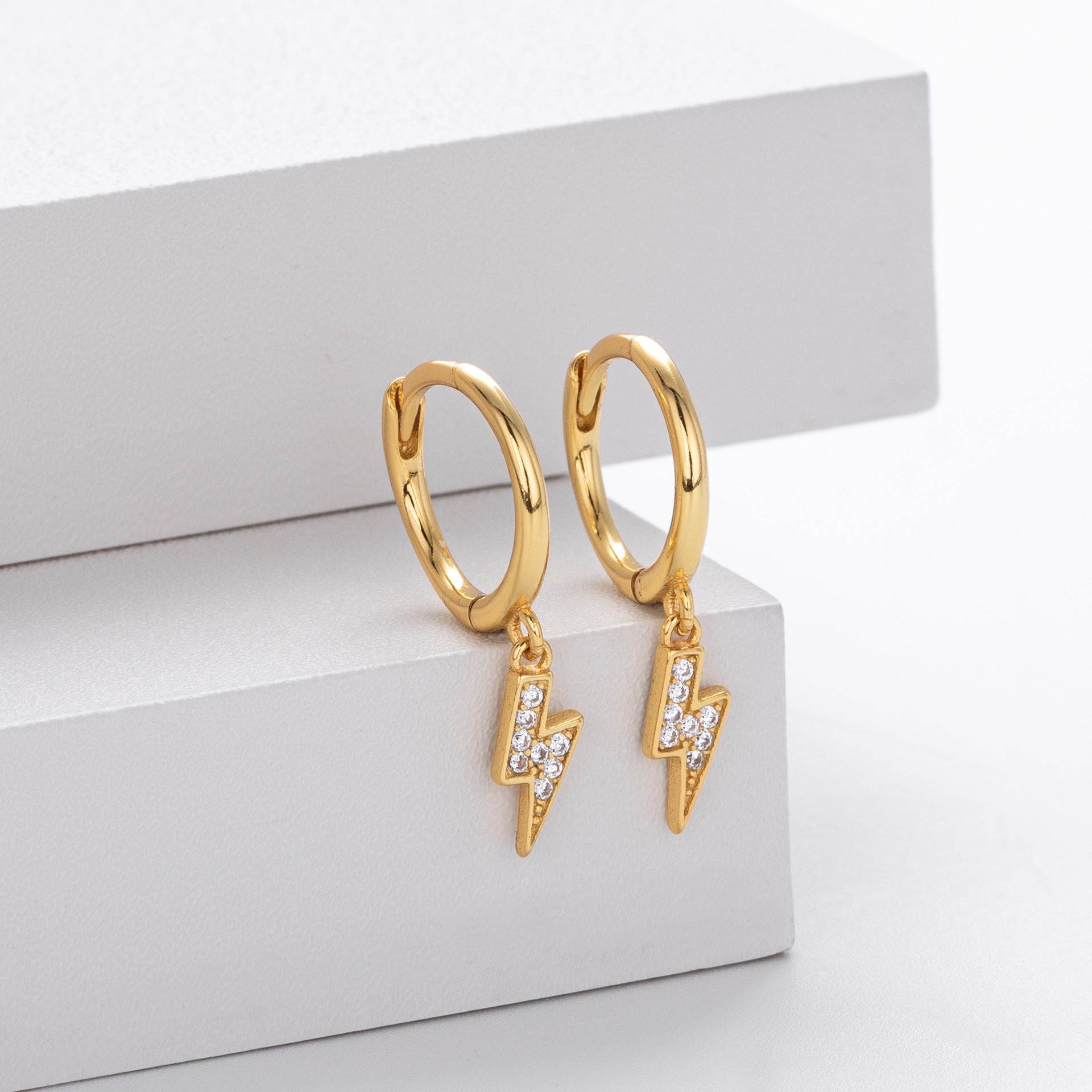 Damen Ohrhänger mit zeitgenössischem Blitzdesign aus 925 Sterling Silber Shop Nory