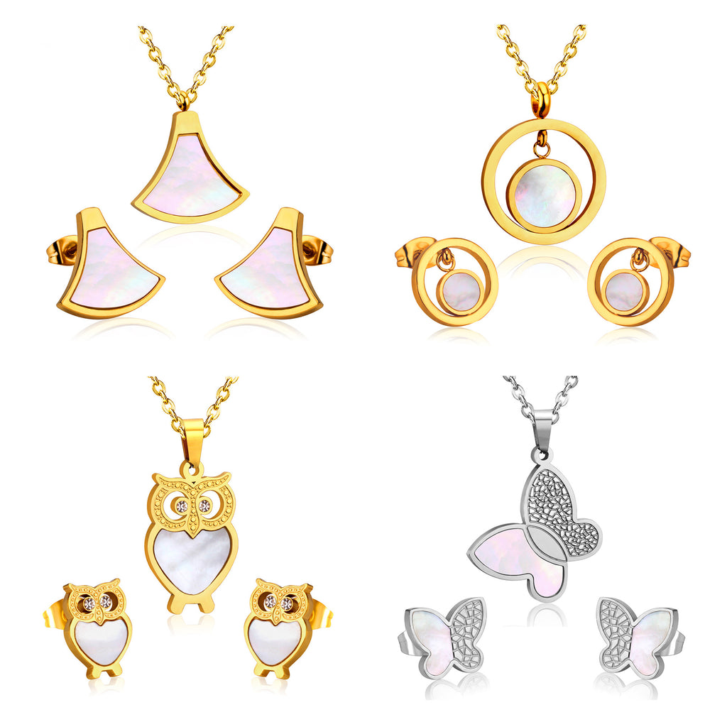 Damen Schmuckset mit goldenem, glänzendem Anhänger und funkelnden Zirkonia Shop Nory